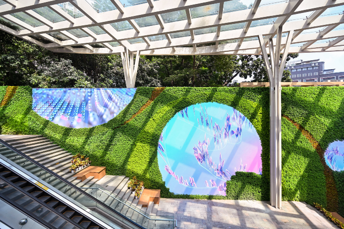 <p>广州天河领展广场秉持可持续发展理念，先后获得三项权威绿色认证，将会是全球首个商业项目获此殊荣。</p>
